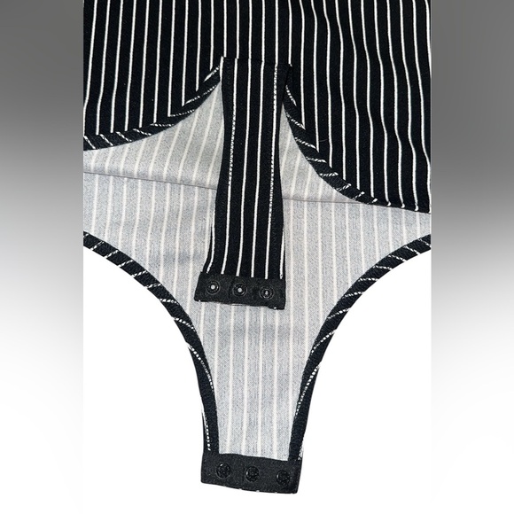 BCBGeneration Womens Black Striped Bodysuit NWT Size M - Picture 4 of 7
